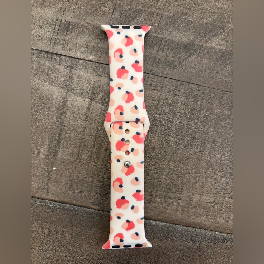 Pink and White Leopard Print Apple Watch !/'d
